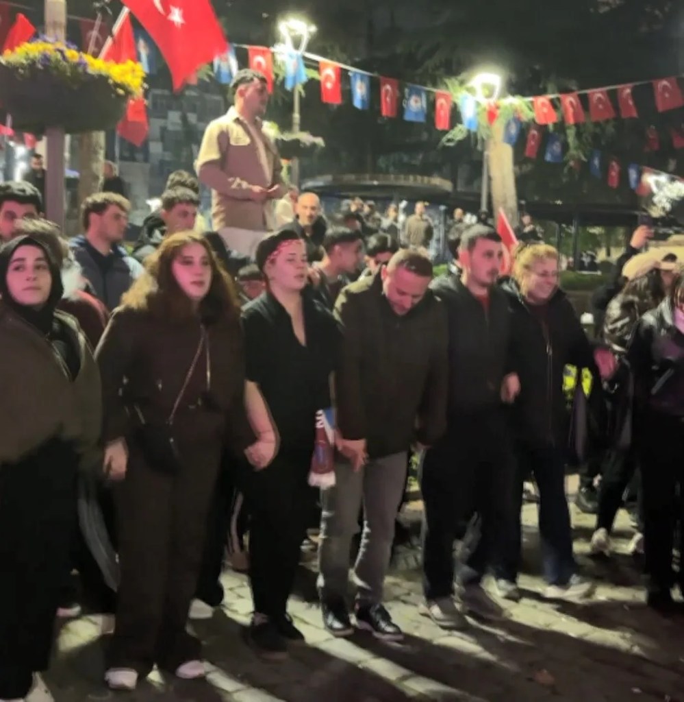 Trabzon'da Milli Zafer Horon ve Kolbastı ile Kutlandı