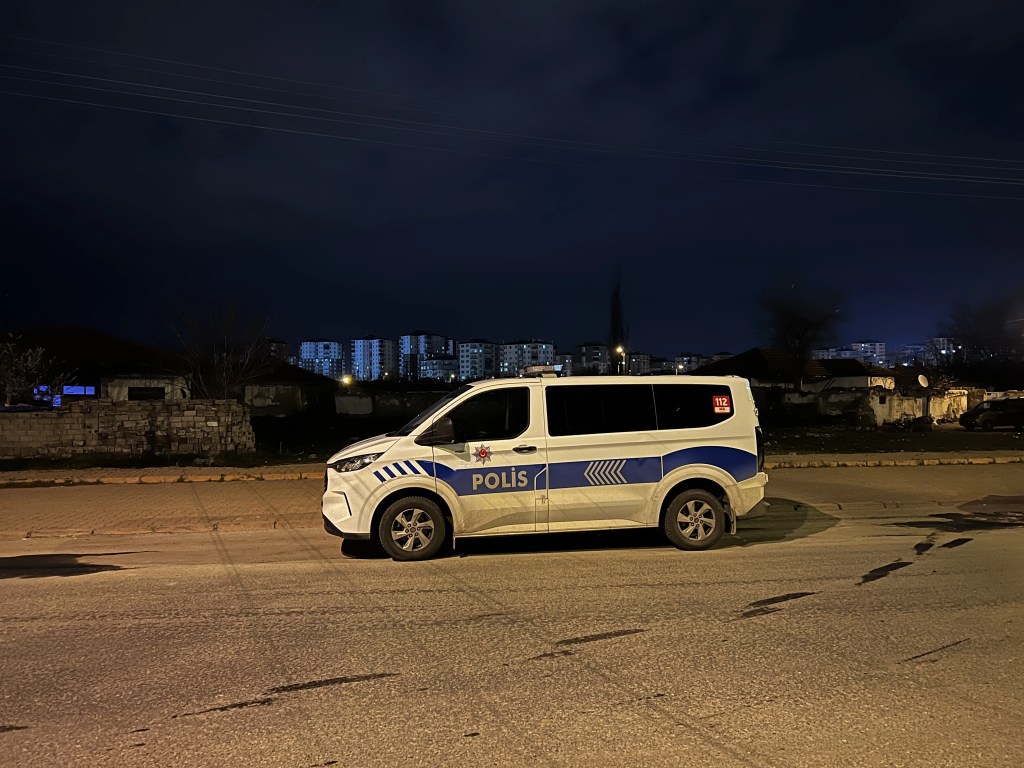 Kayseri'de Bıçaklı Kavga: İki Kardeş Yaralandı