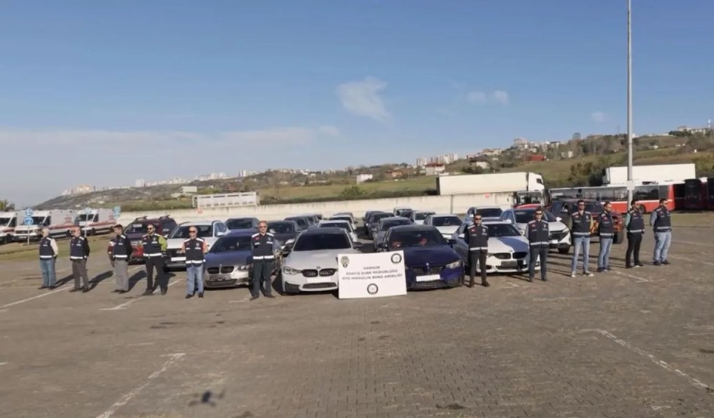 Samsun Merkezli Operasyonda 13 Kişi Gözaltında