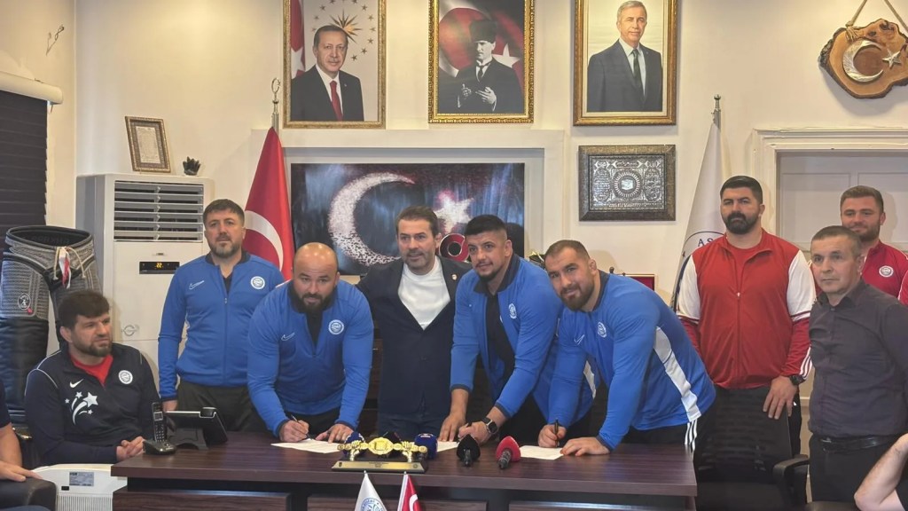 ASKİ Spor, Başpehlivanları Kadrosuna Kattı