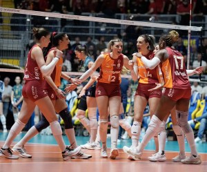 Galatasaray Daikin CEV Kupası Finalinde Avantaj Sağladı