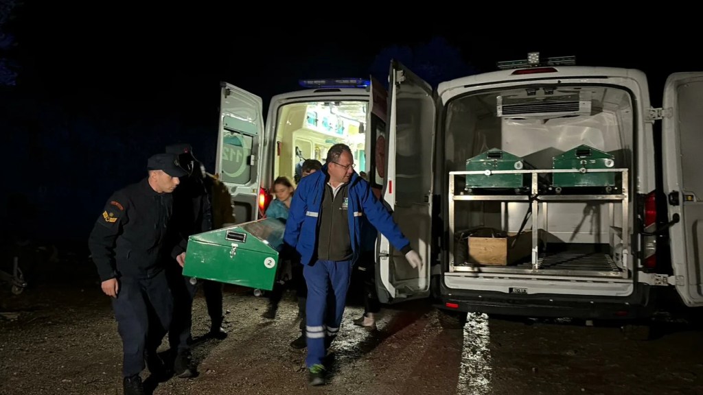 Fethiye'de Tur Teknesi Faciası: 1 Kişi Hayatını Kaybetti