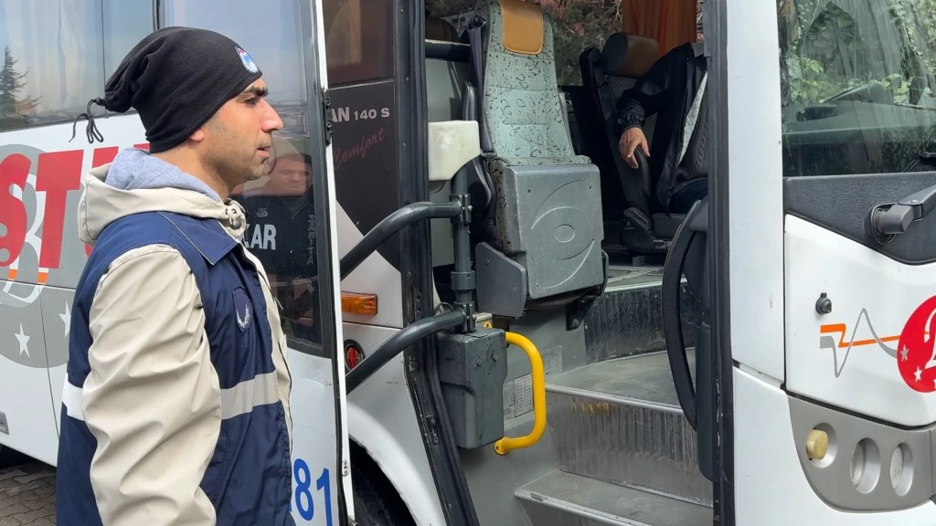 Avcılar'da Okul Servis Araçlarına Sıkı Denetim