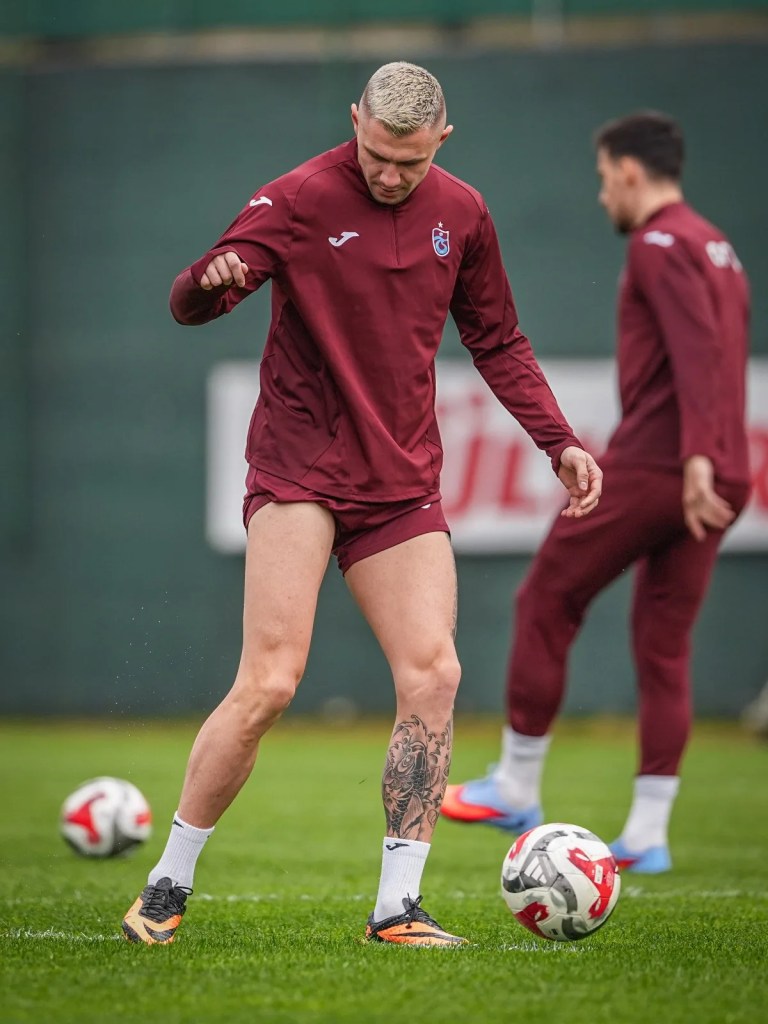 Trabzonspor Galatasaray Maçı İçin Hazırlıklarını Sürdürüyor