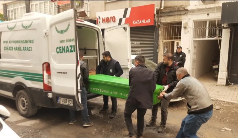 Dörtyol'da 75 yaşındaki adam evinde ölü bulundu