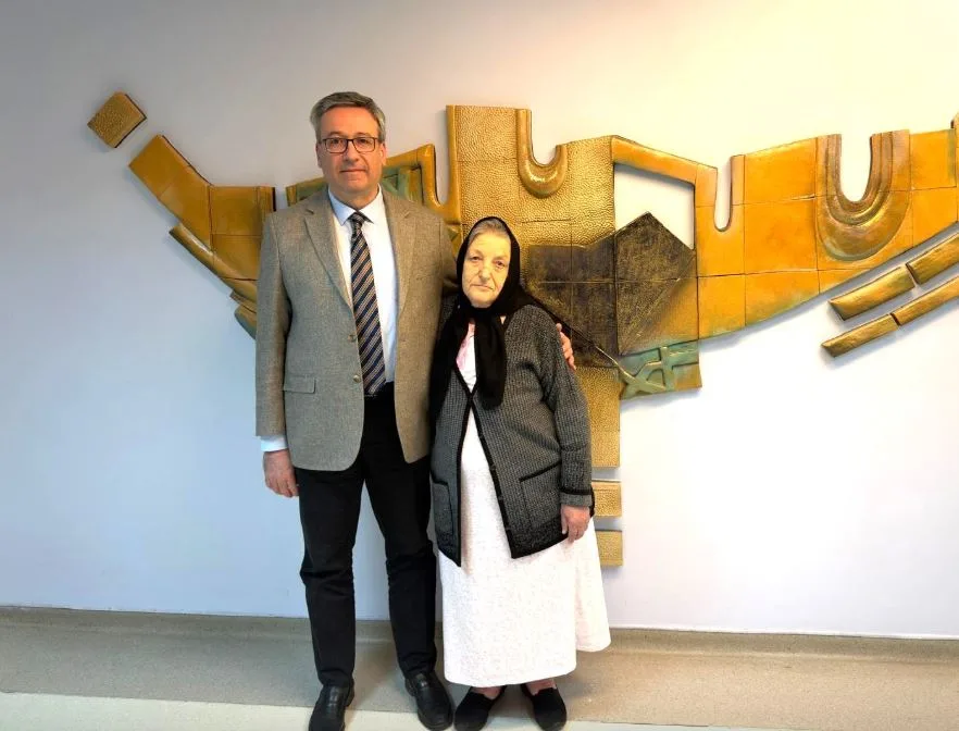 Kayseri'de 72 Yaşındaki Hastadan Dev Tümör Çıkarıldı