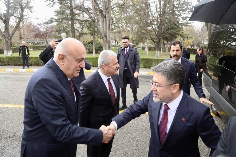 Bakan Yumaklı Konya Şeker Fabrikası'nı Ziyaret Etti