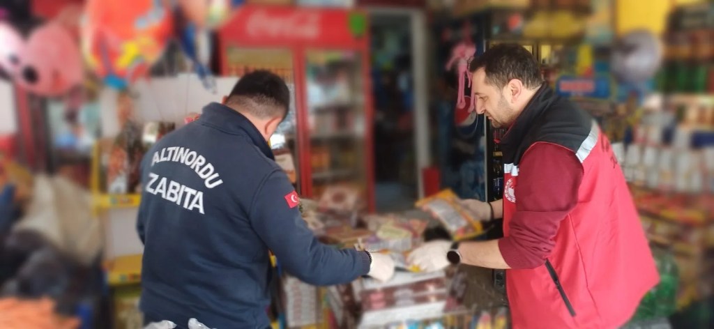 Ordu'da Tarihi Geçmiş Gıdalara El Konuldu