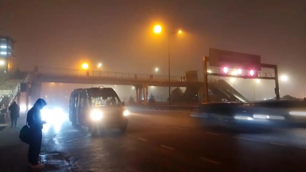 İstanbul'da Yoğun Sis Hayatı Olumsuz Etkiledi