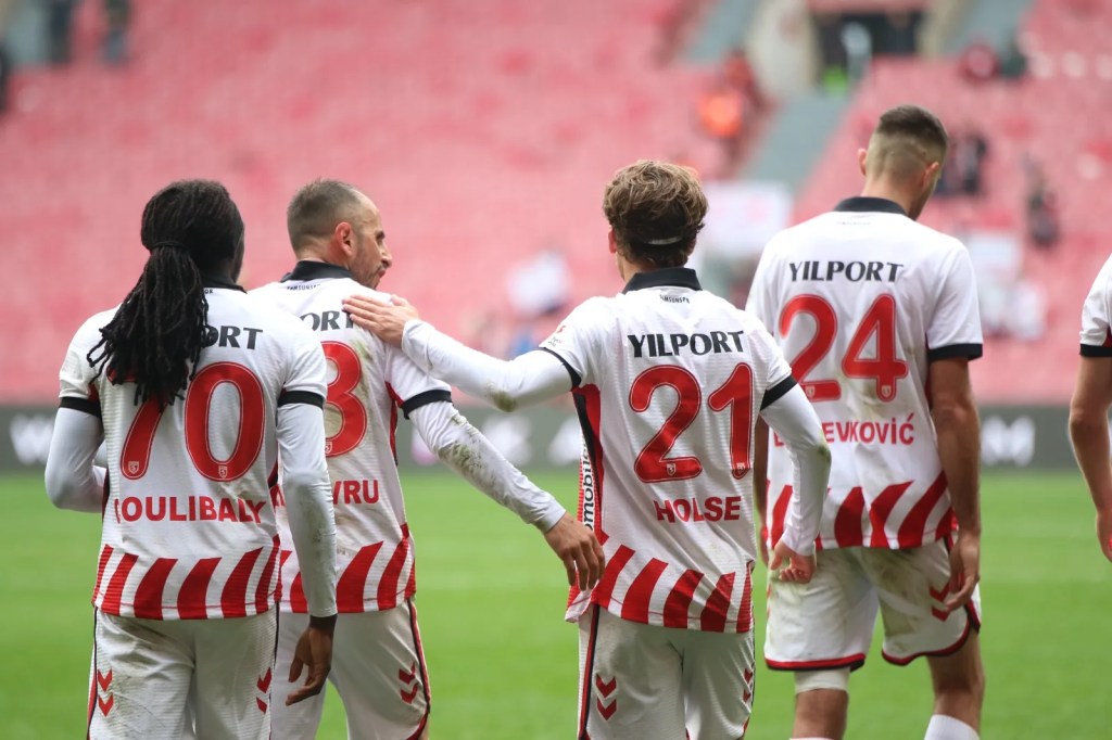 Samsunspor ve Konyaspor Beraberliği Kaçırmadı