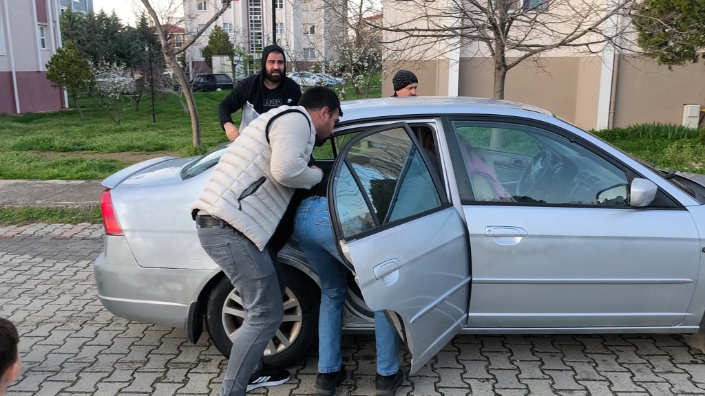 Keşan'da Minibüsünü Park Eden Adam Silahlı Saldırıda Hayatını Kaybetti