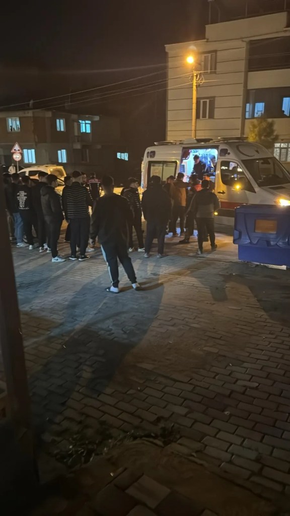 Bursa İnegöl'de Sopalı Kavga: Üç Kişi Yaralandı