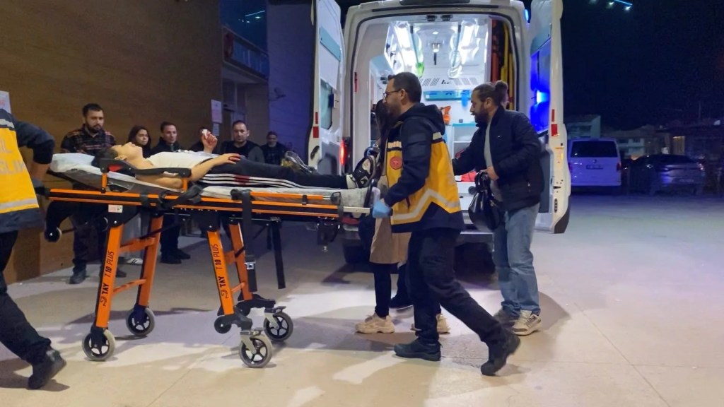 Bursa'da Genç Kızlar Arasında Bıçaklı Kavga