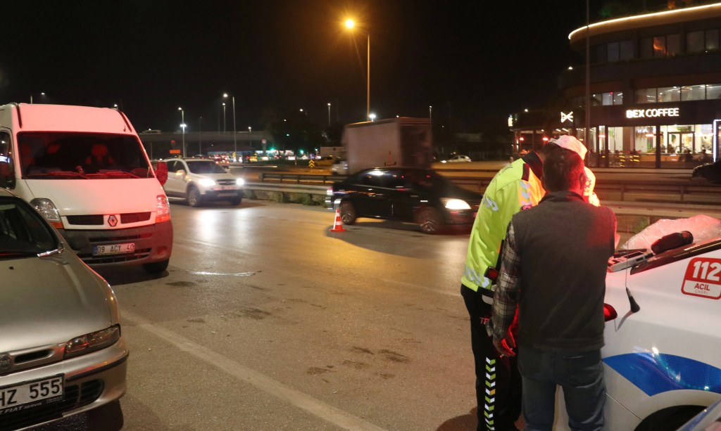 Antalya'da Beşinci Kez Alkollü Yakalanan Sürücüye Ağır Ceza