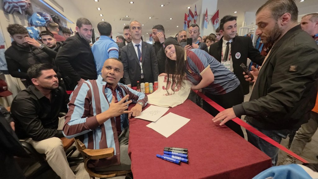 Jaja Coelho: Trabzonspor'dan Ayrılmamalıydım