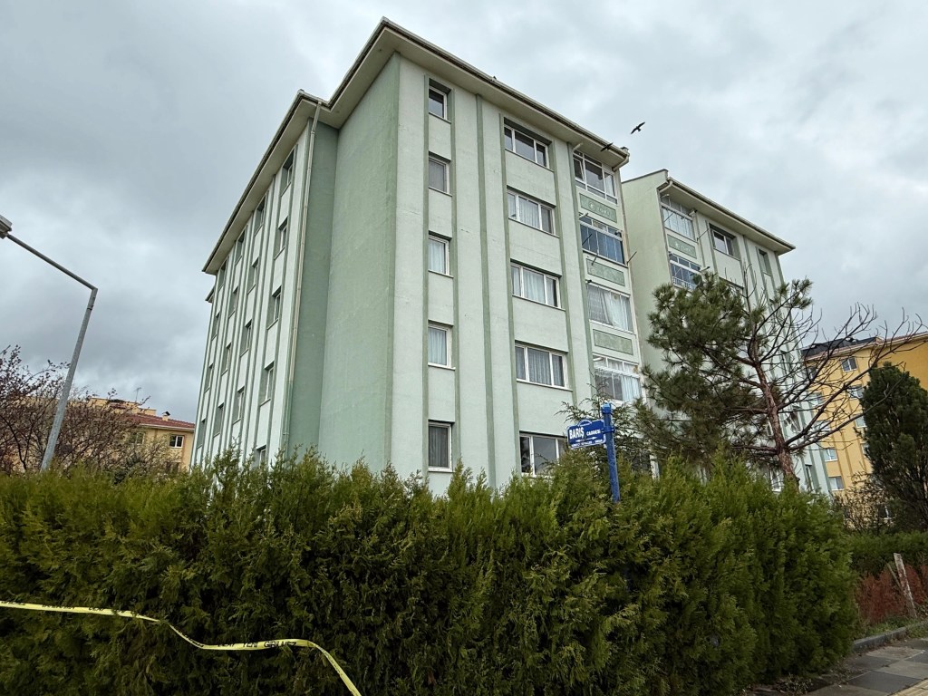 Ankara'da Aile Dramı: Anne ve Kızın Cenazeleri Memlekete Gönderildi