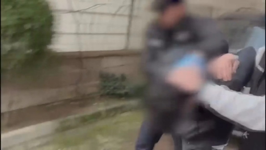 Sancaktepe'de Uyuşturucu Paylaşımı Yapan Şüpheli Serbest