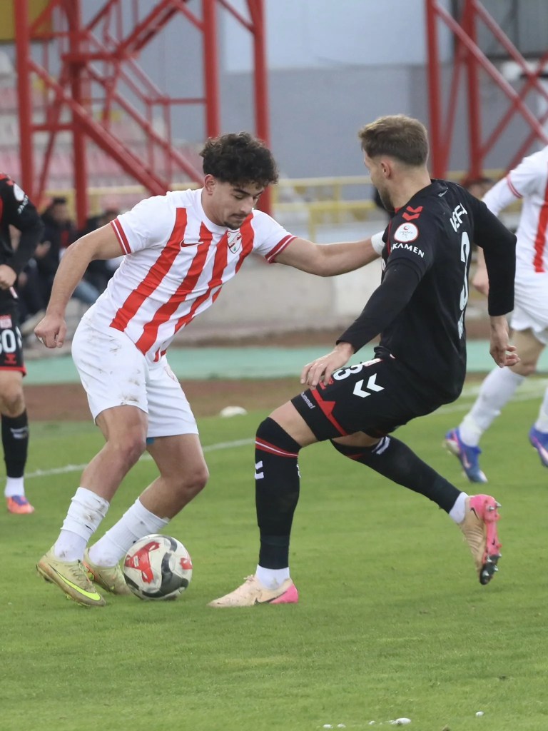 Boluspor Evinde Sivasspor'a Yenildi