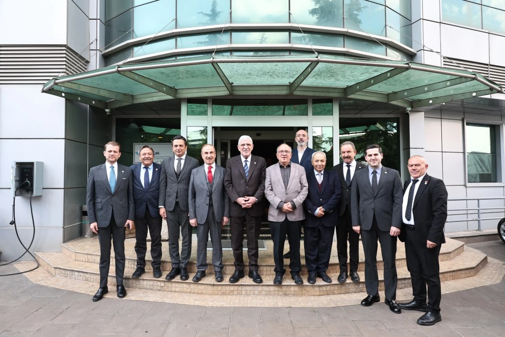Dervişoğlu Savunma Sanayi Fabrikasını Ziyaret Etti
