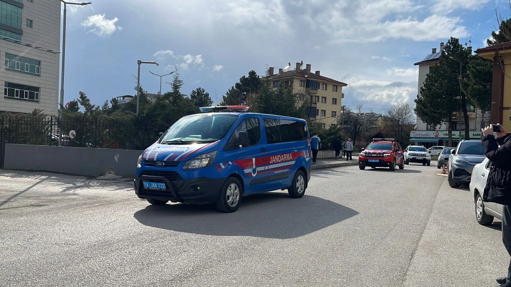 Bolu'da Belediye Yöneticileri Gözaltına Alındı