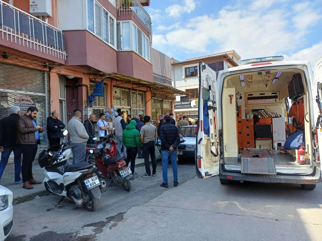 Salihli'de Alacak Verecek Tartışması Kanlı Bitti