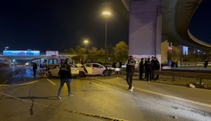 Ataşehir'de Emniyet Şeridinde Feci Kaza