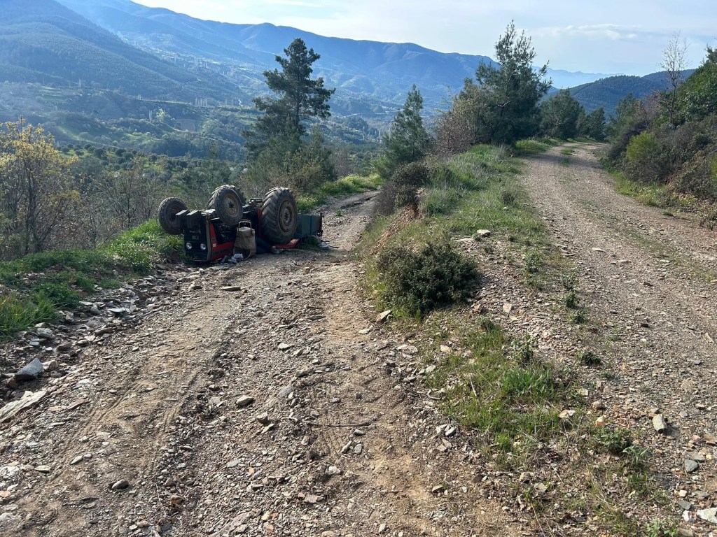 Manisa'da Traktör Kazasında Üç Kişi Hayatını Kaybetti