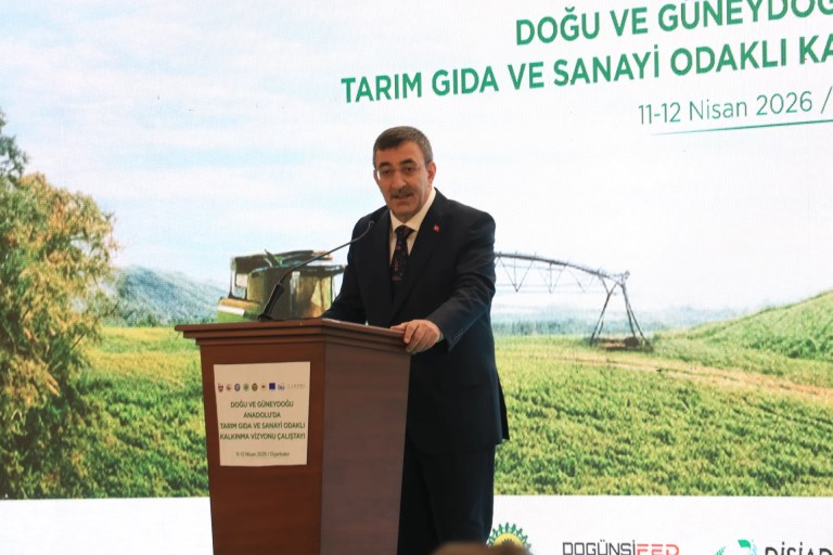 Cevdet Yılmaz: Terörsüz Türkiye ile Kalkınma Hedefi