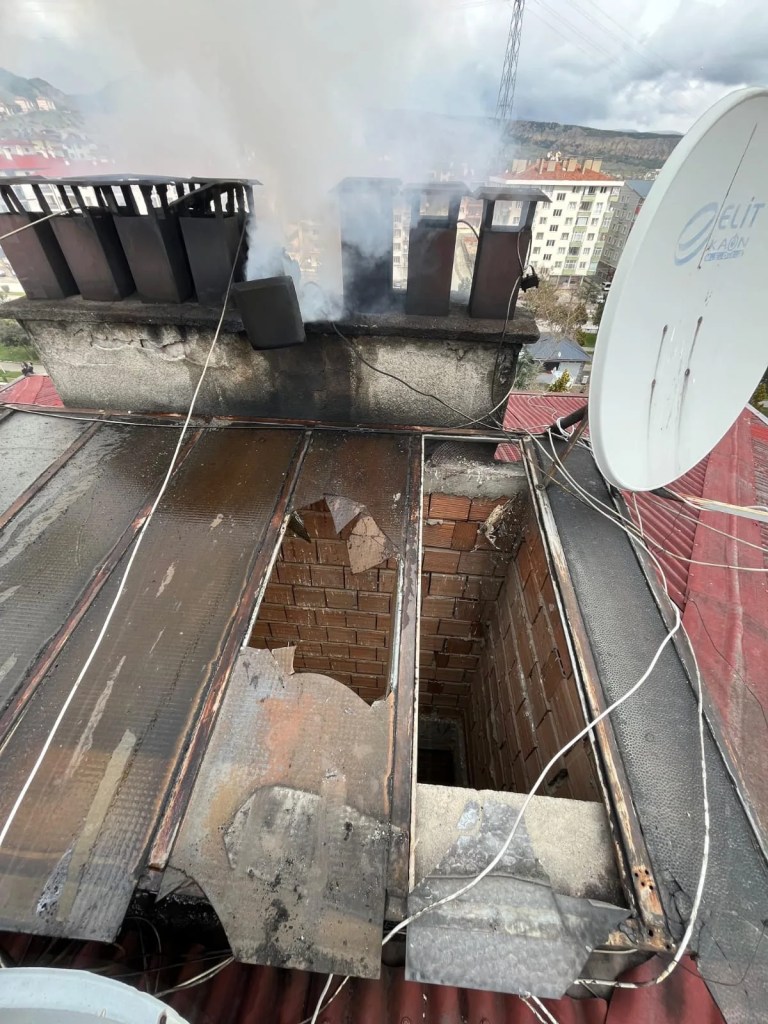 Kastamonu'da Bacadaki Yangına Müdahale Eden Kişi Hayatını Kaybetti