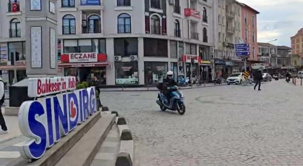 Kütahya Simav'da 4.8 Büyüklüğünde Deprem Korkuttu