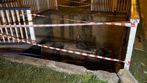 Eskişehir'de Otomobil Sulama Kanalına Düştü