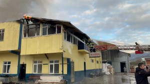Kastamonu'da Tekstil Fabrikasında Yangın Çıktı