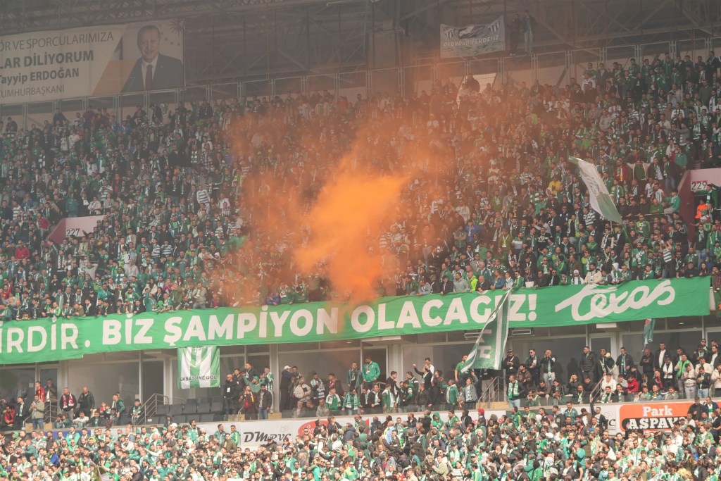 Bursaspor Ankara Demirspor'u Tek Golle Geçti