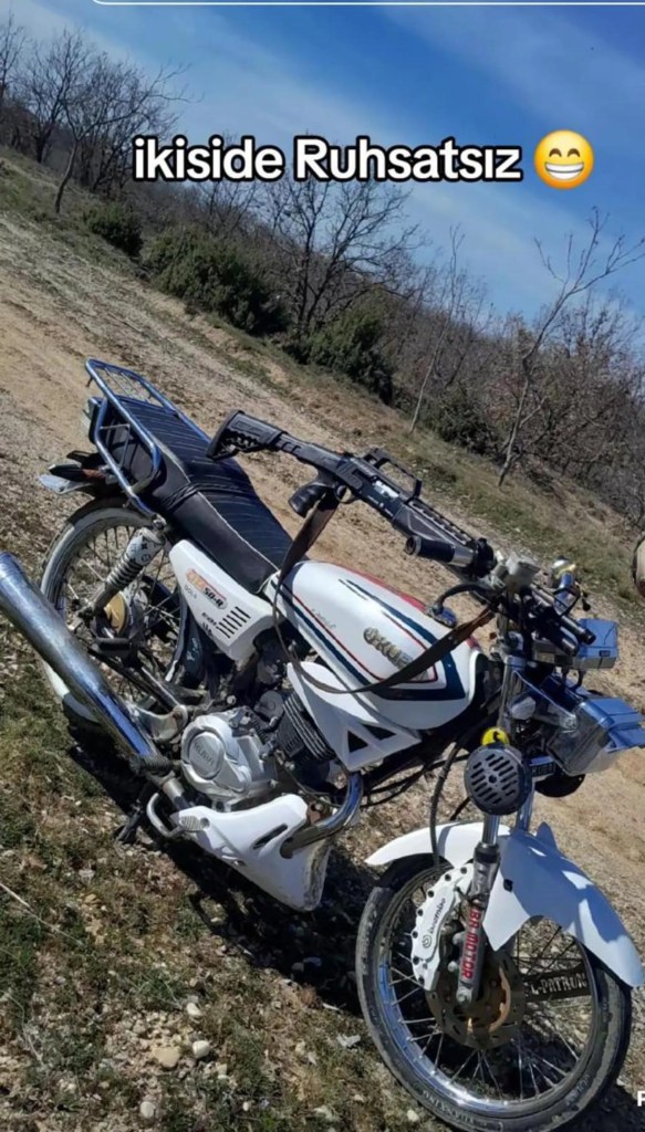 Ruhsatsız Tüfek ve Motosiklet Paylaşımı Gözaltı Getirdi