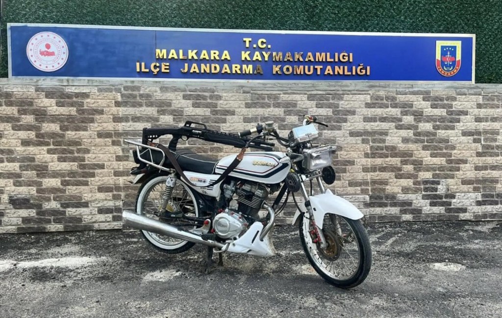 Ruhsatsız Tüfek ve Motosiklet Paylaşımı Gözaltı Getirdi