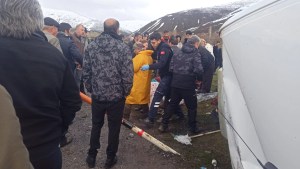 Van'da Minibüs Kazası: 13 Dağcı Yaralandı