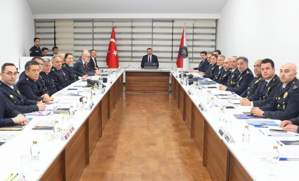 Bakan Çiftçi Polis Akademisi'ni Ziyaret Etti