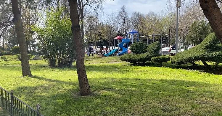 Bayrampaşa'da Çocuk Darbeden İki Şüpheli Tutuklandı