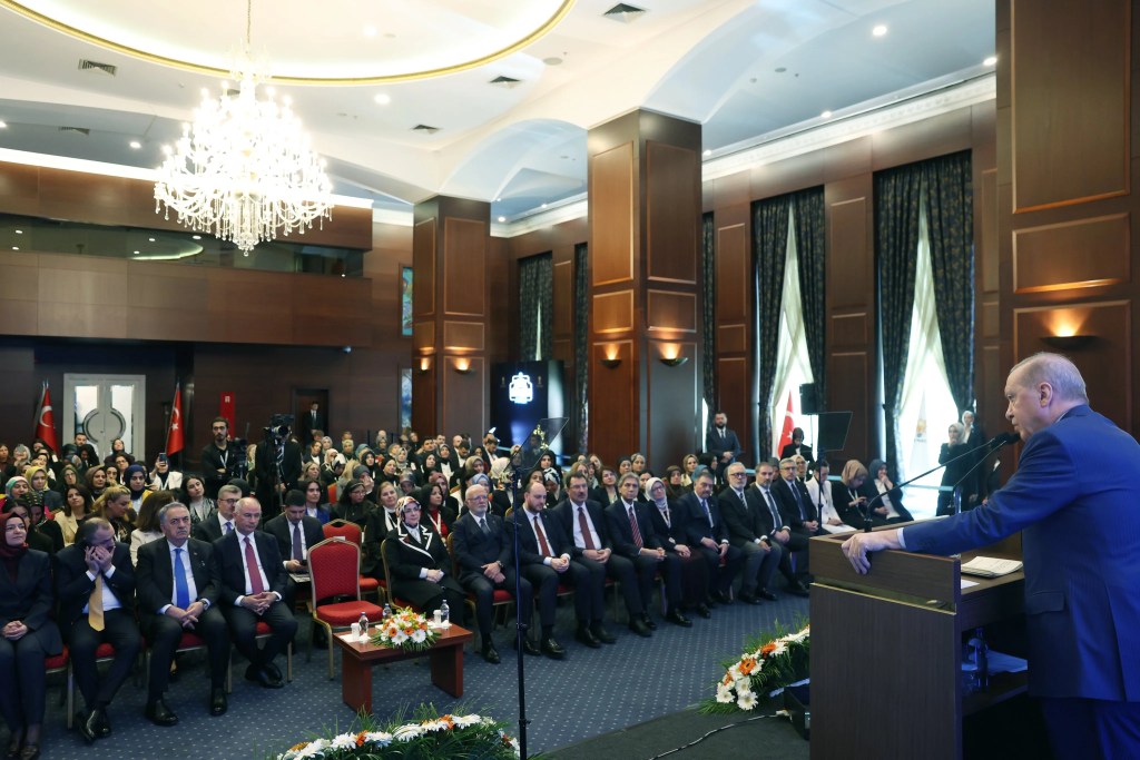Erdoğan: Aile Değerleri Milli Güvenlik Meselesi