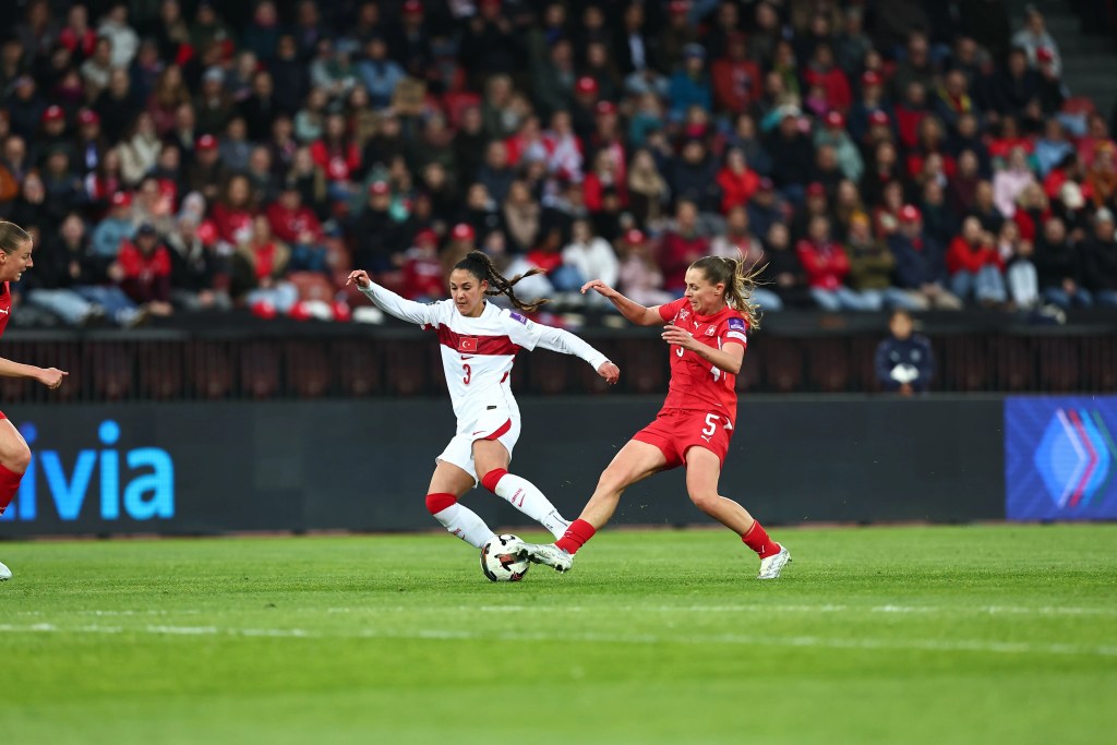 Milli Kadın Futbol Takımı İsviçre'ye Yenildi