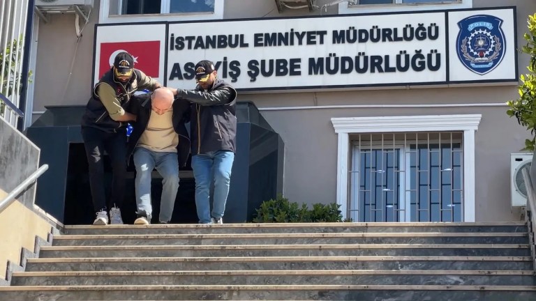 İstanbul'da Uzun Süredir Aranan Hükümlü Yakalandı