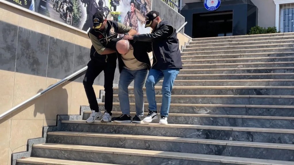 İstanbul'da Uzun Süredir Aranan Hükümlü Yakalandı
