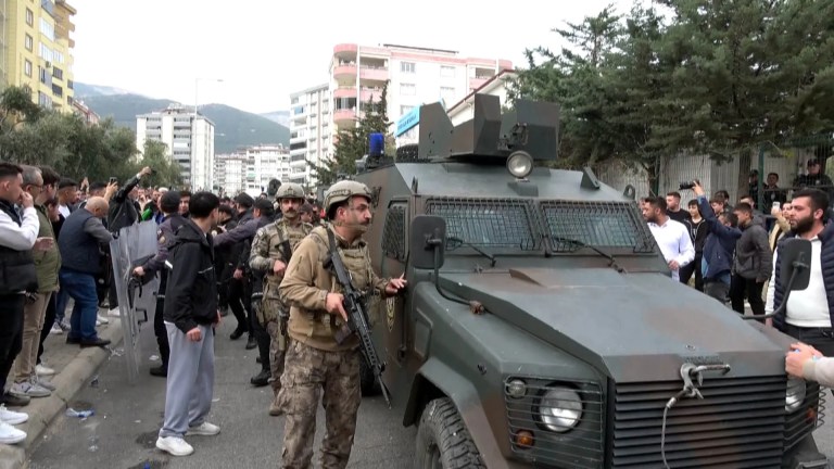 Kahramanmaraş'ta Okulda Silahlı Saldırı Sonrası Gerginlik