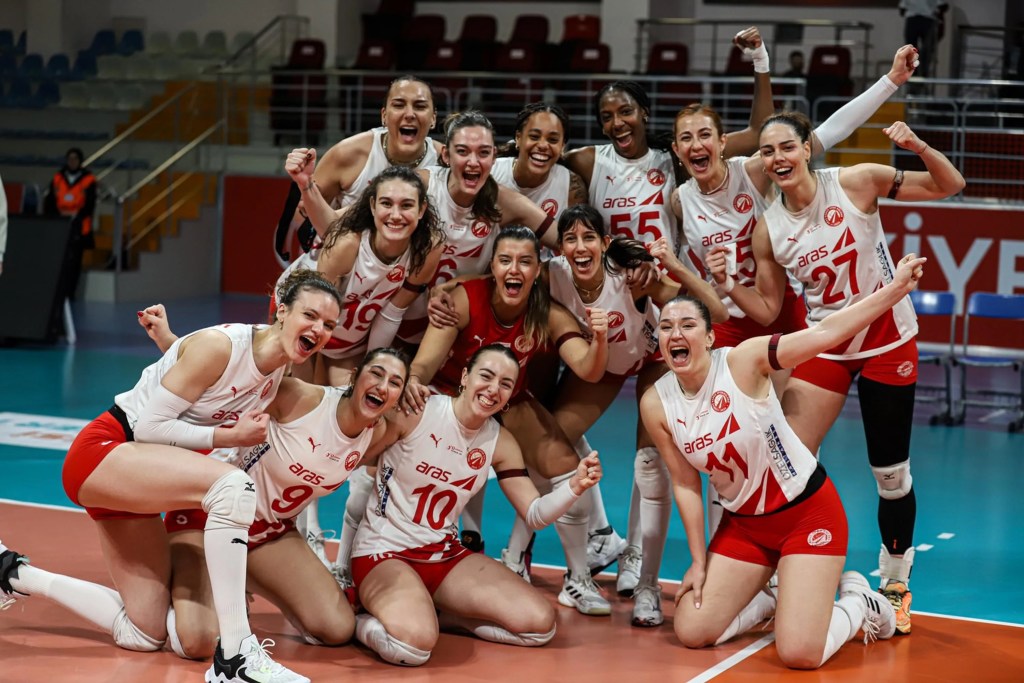 Aras Kargo Galatasaray'ı Ağırlıyor