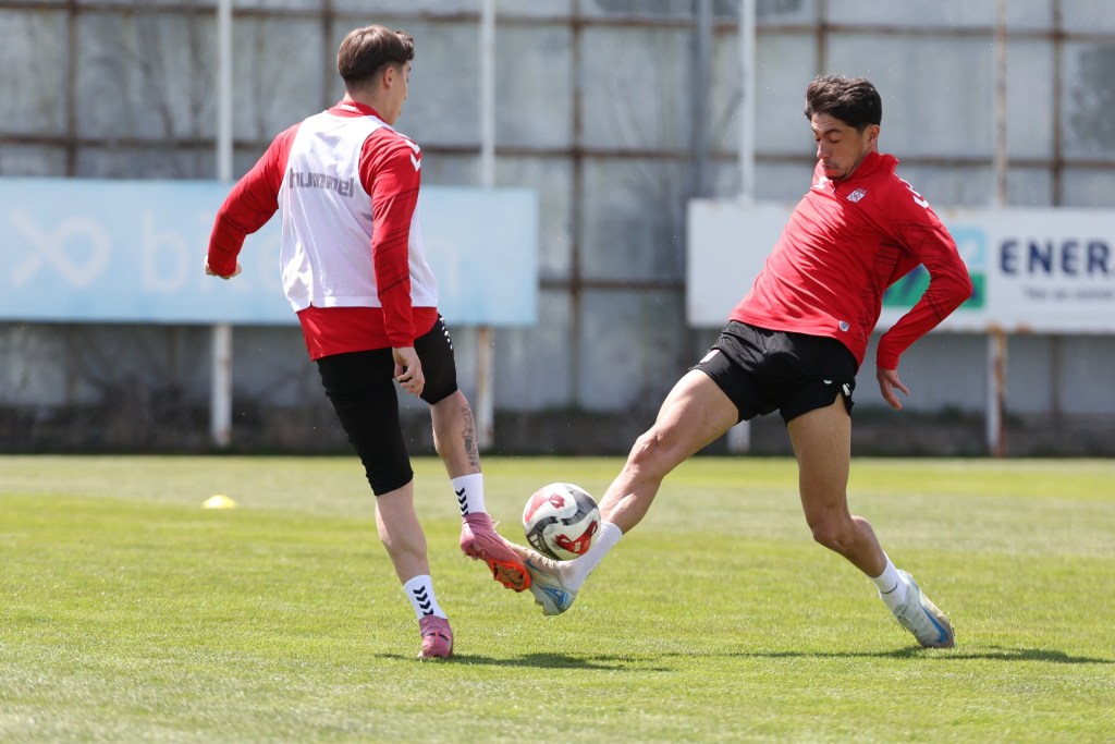 İsmet Taşdemir: Sivasspor'da Şampiyonluk Hayalim