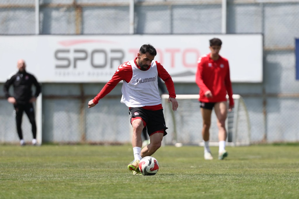 İsmet Taşdemir: Sivasspor'da Şampiyonluk Hayalim