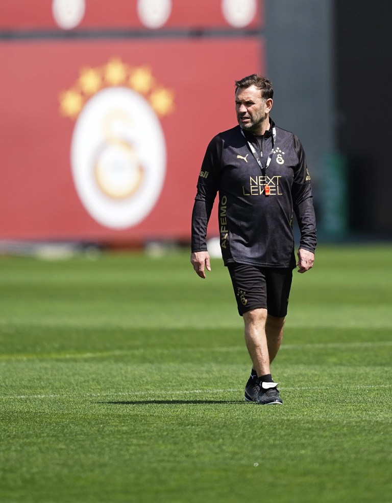 Okan Buruk: Galatasaray'la 4 Yıl Üst Üste Şampiyon Olacağız