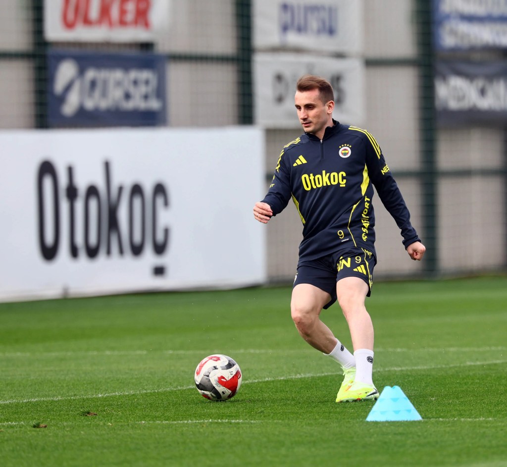 Fenerbahçe Rizespor Maçı Öncesi Kampa Girdi