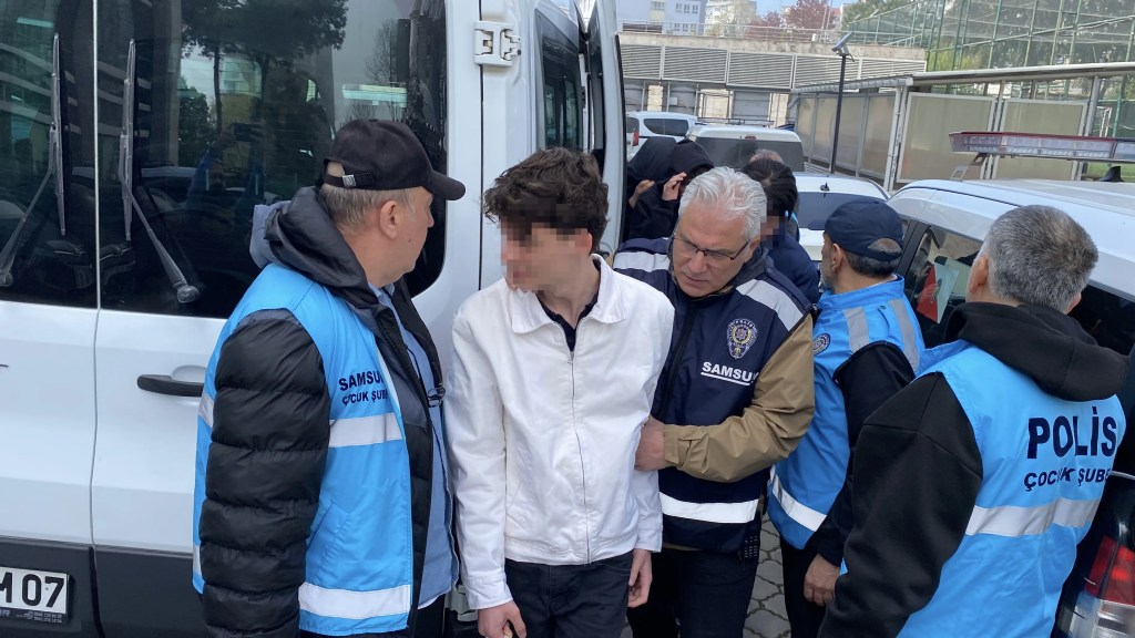 Samsun'da Okullara Saldırı İddiaları: 7 Gözaltı