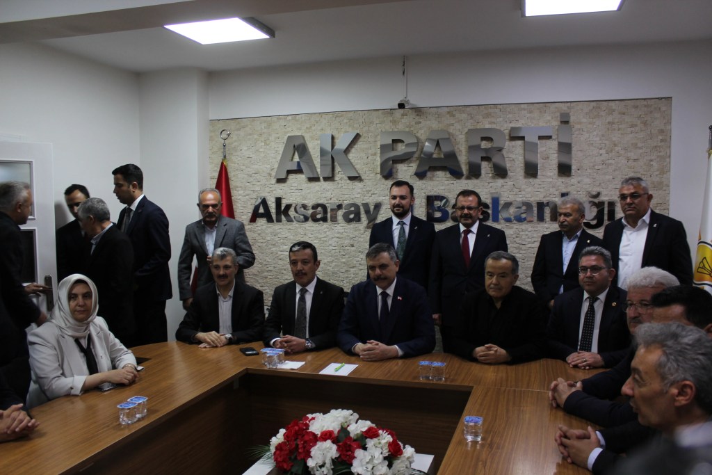 Bakan Çiftçi Aksaray'da Ziyaretlerde Bulundu